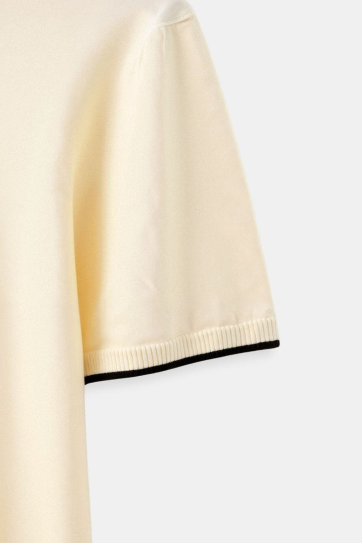 VEDORE Kontrast-Poloshirt mit schmaler Passform