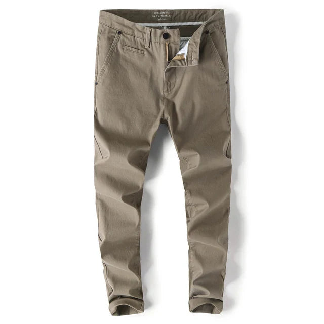 Schmale gerade Chino