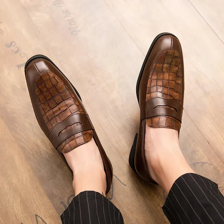 VEDORE | Crocodile Leather Loafers