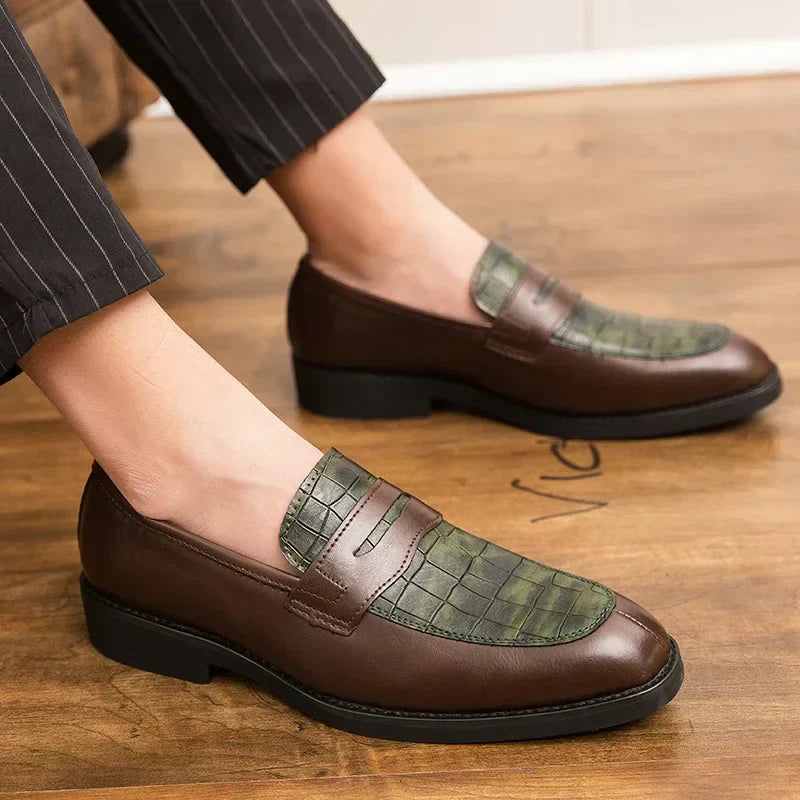 VEDORE | Crocodile Leather Loafers