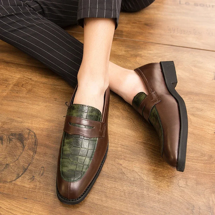 VEDORE | Crocodile Leather Loafers
