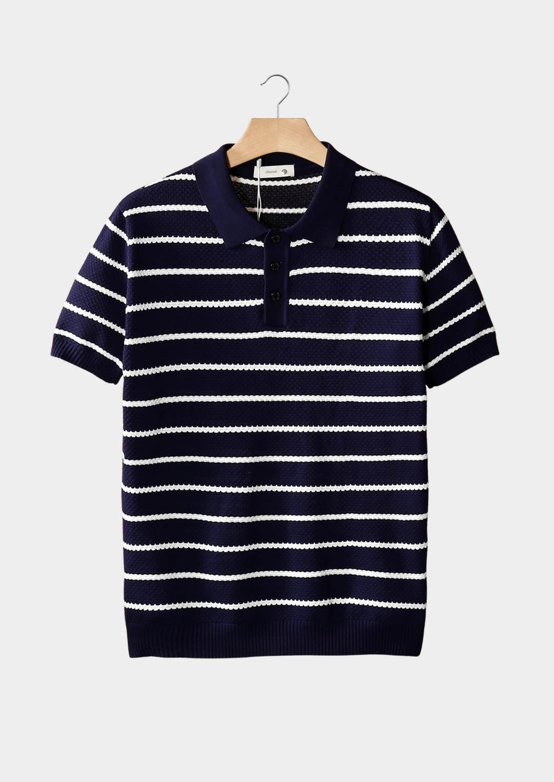 GESTREIFTES POLOSHIRT MIT STRUKTURIERTEN KNÖPFEN