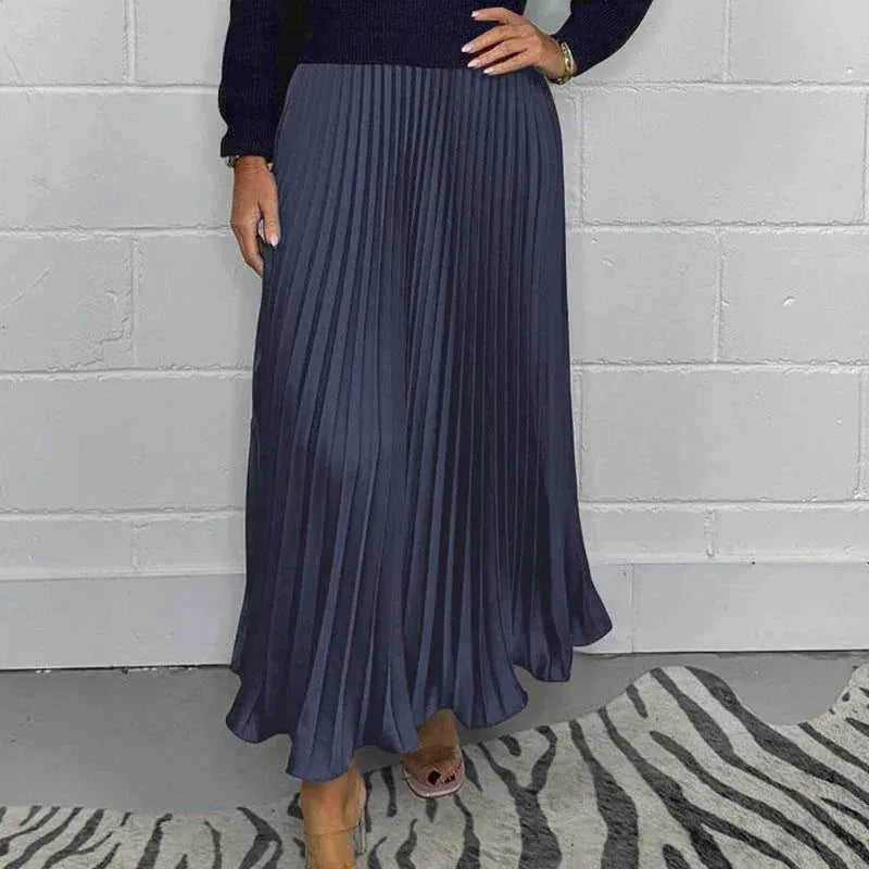 Ailinn – Maxi Dress with Sweater & Pleated Skirt