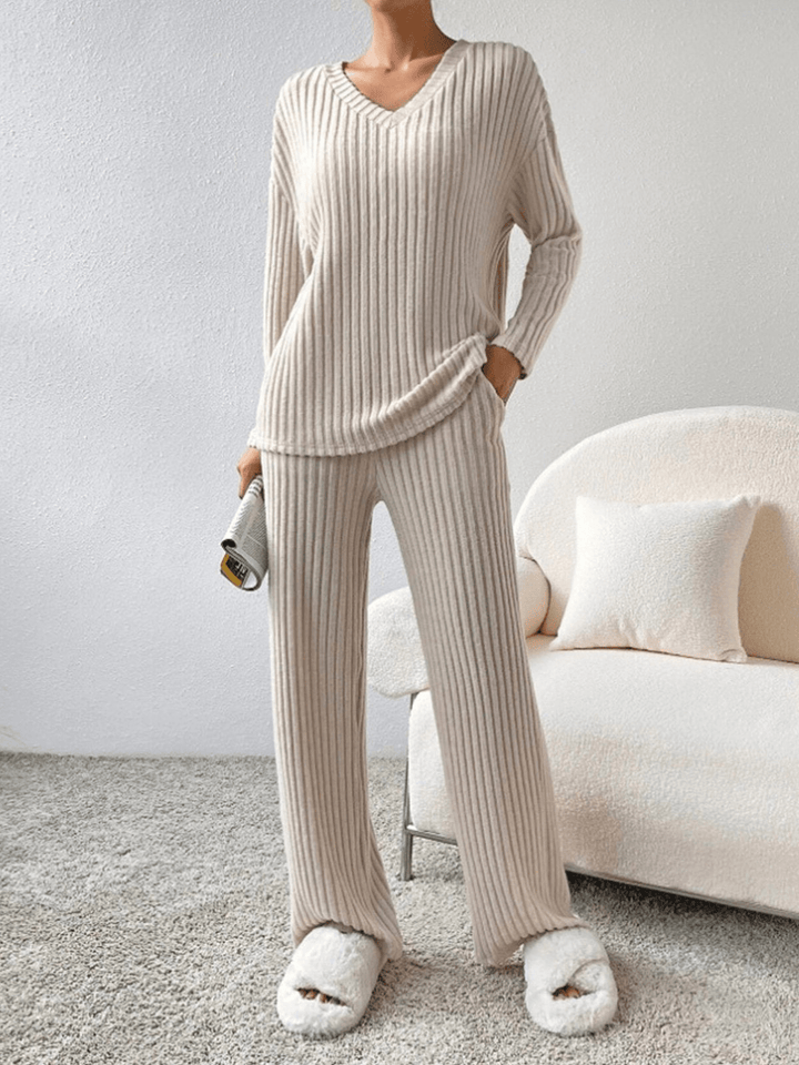 Ailionóra – Cosy & Comfortable Two-Piece Set