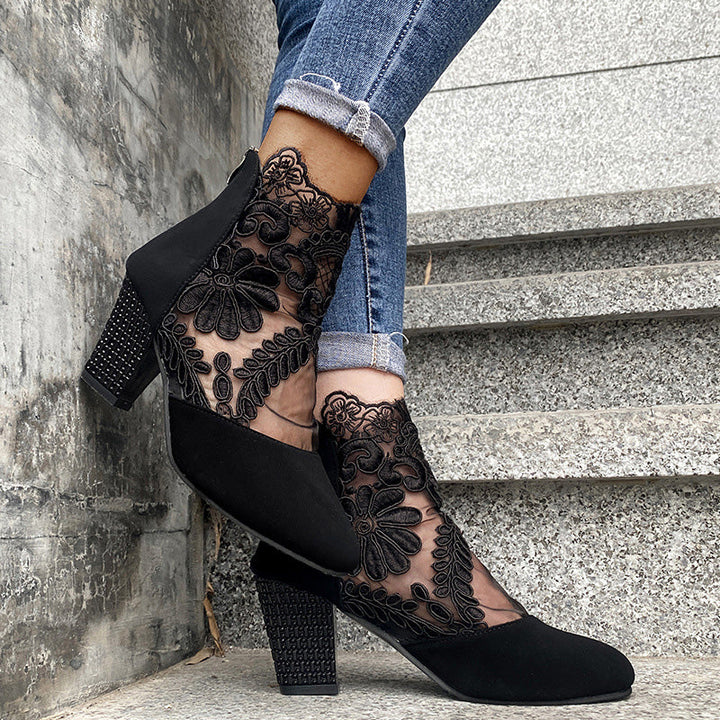 Treise – Elegant Lace High Heels